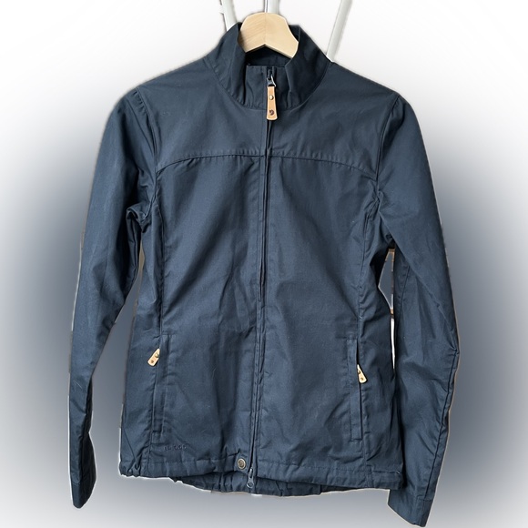 💫HOST PICK💫 Fjallraven | Kiruna Lite Jacket W - Dark Navy - Picture 2 of 7